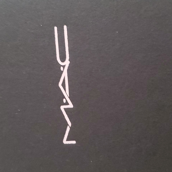 MAC small box - Picture 3 of 4